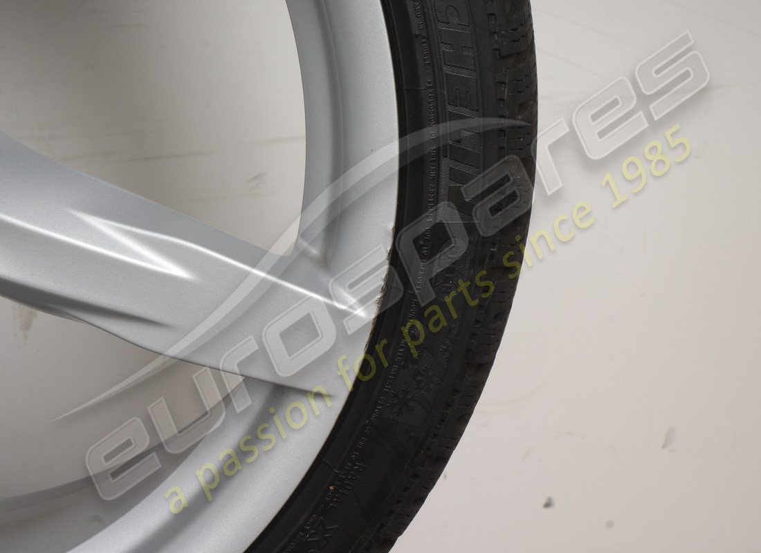 jantes argent mat d'occasion ferrari gtc4lusso k. numéro de pièce 70004725 (5)