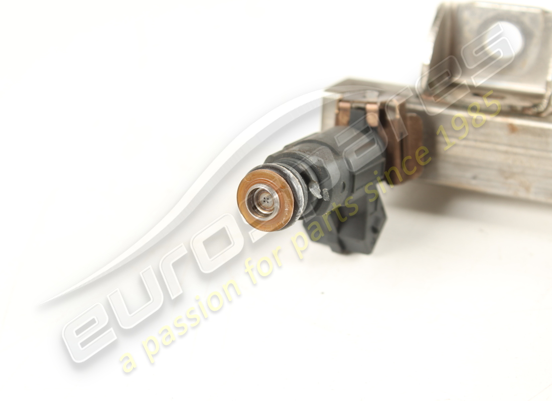 tuyau de carburant maserati utilisé avec injecteurs. numéro de pièce 212697 (4)