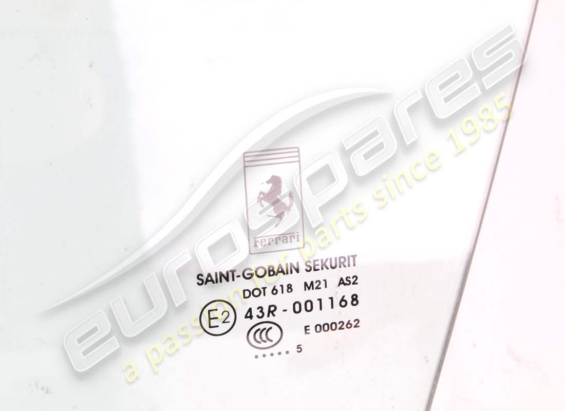 utilisé ferrari fenêtre de porte gauche. numéro de pièce 86774200 (2)