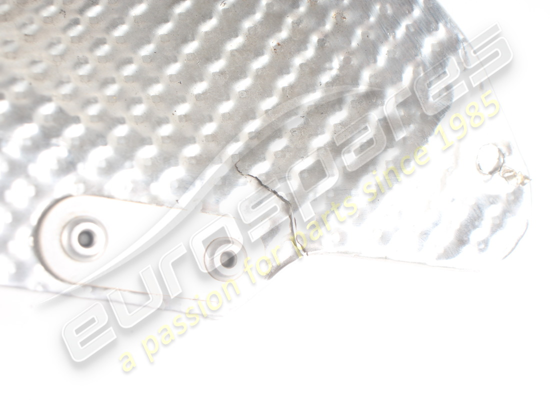 utilisé ferrari bouclier thermique de culasse lh. numéro de pièce 337119 (4)