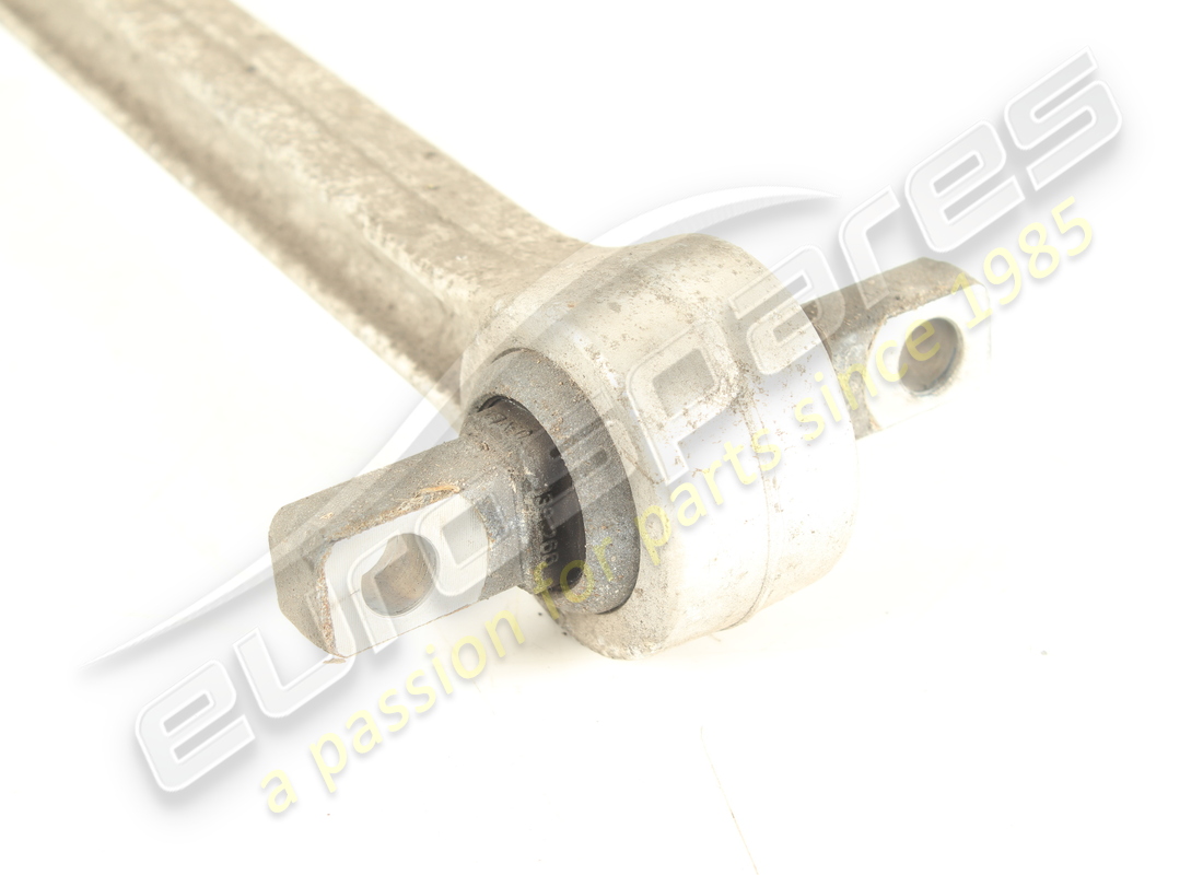 UTILISÉ FERRARI LEVIER SUPÉRIEUR ARRIÈRE COMPLET. NUMÉRO DE PIÈCE 259687 (2) utilisé ferrari levier supérieur arrière complet. numéro de pièce 259687 (2)