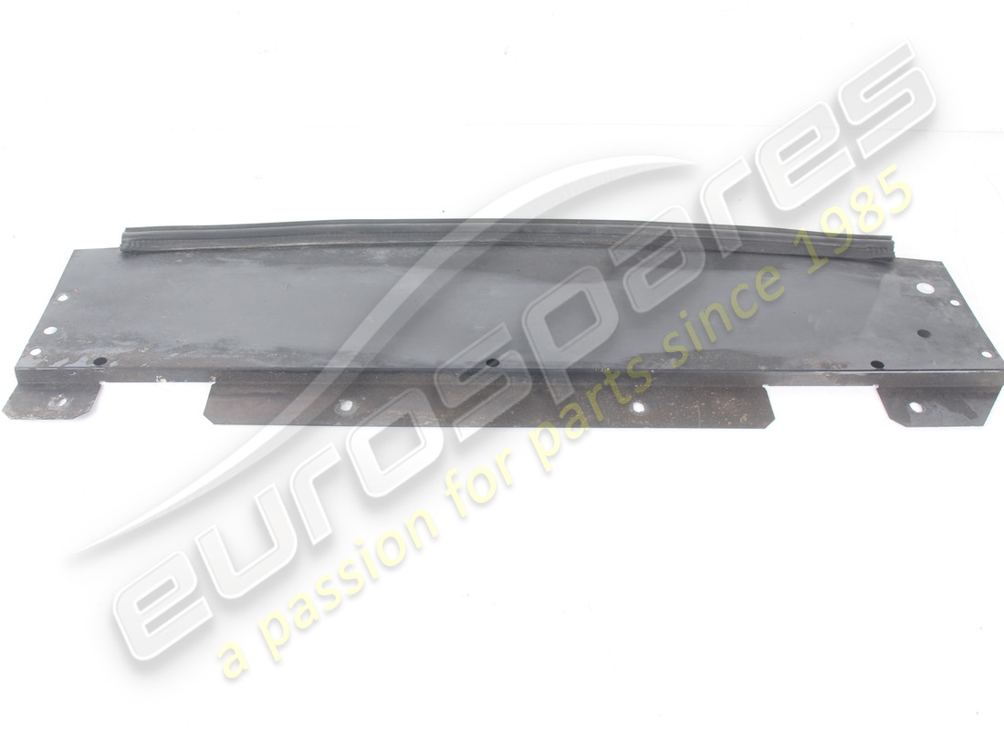 protection inférieure d'occasion maserati. référence 374000133 (3)