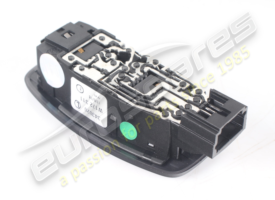 plafonnier arrière gauche d'occasion ferrari. référence 343020 (3)