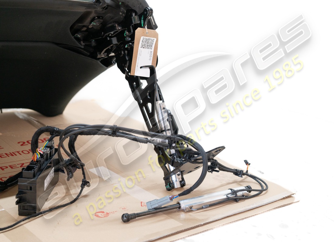 utilisé ferrari assemblage de toit. numéro de pièce 865510 (2)