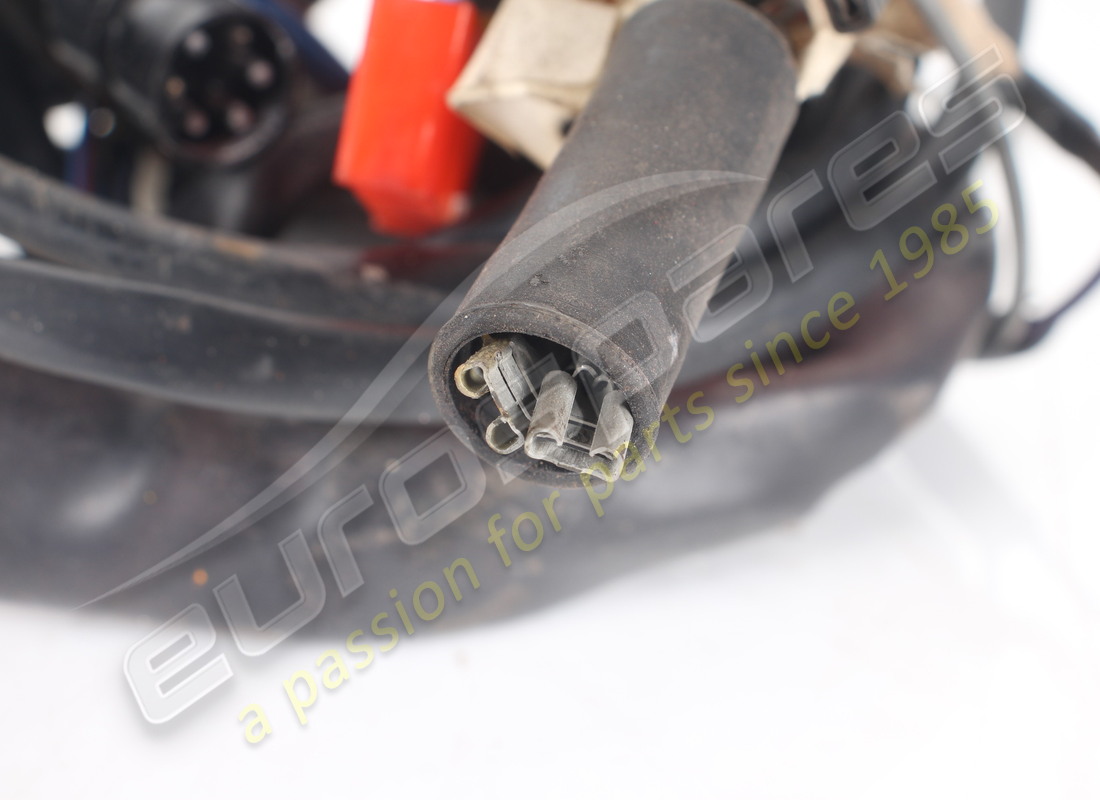 CÂBLE DE PORTE DROIT D'OCCASION FERRARI. RÉFÉRENCE 61970800 (3) câble de porte droit d'occasion ferrari. référence 61970800 (3)