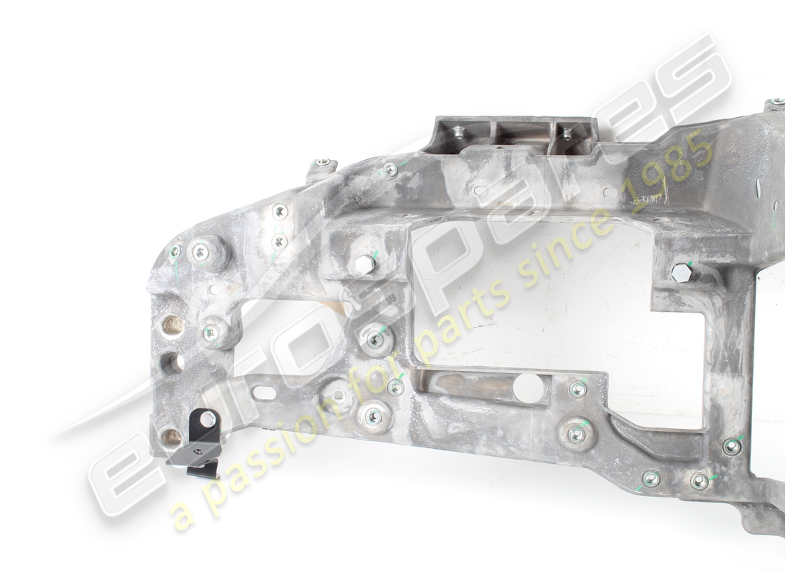 utilisé ferrari traverse de tableau de bord. numéro de pièce 85862700 (2)