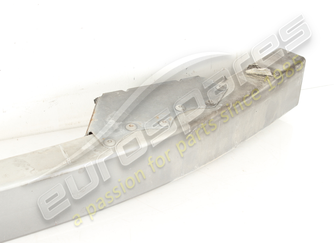 utilisé ferrari traverse crash-box. numéro de pièce 84071400 (4)