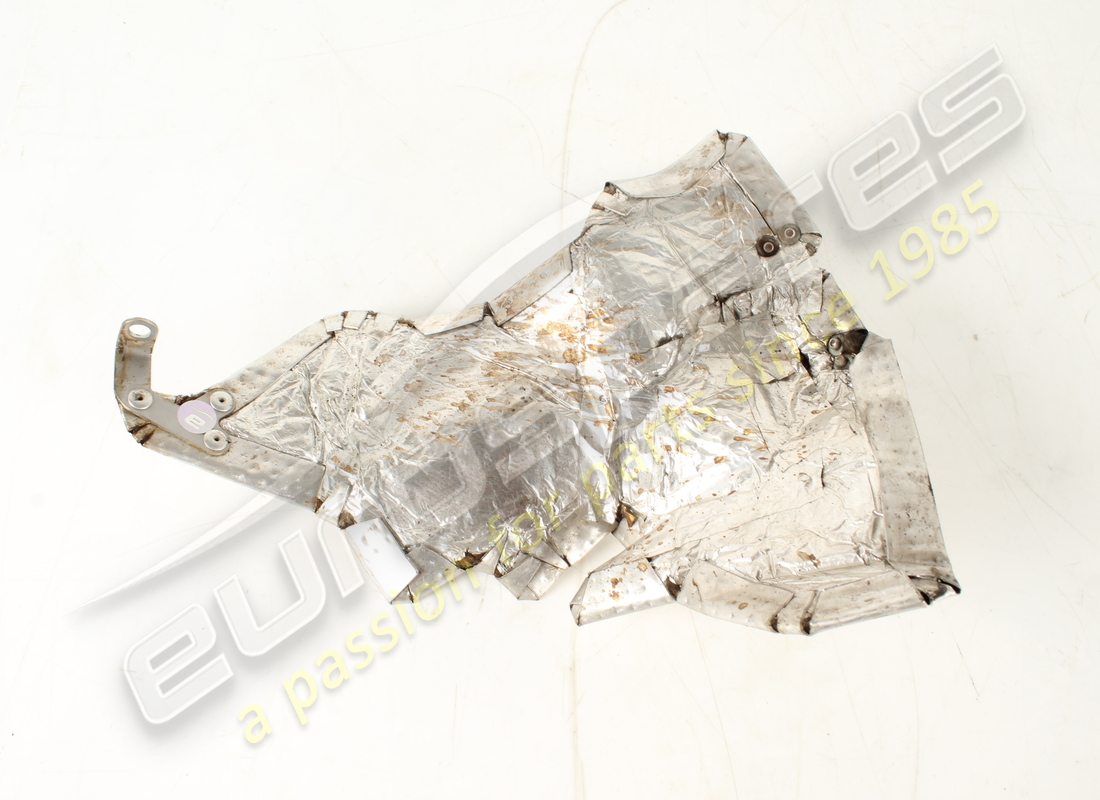 ferrari bouclier thermique utilisé. numéro de pièce 268071 (2)