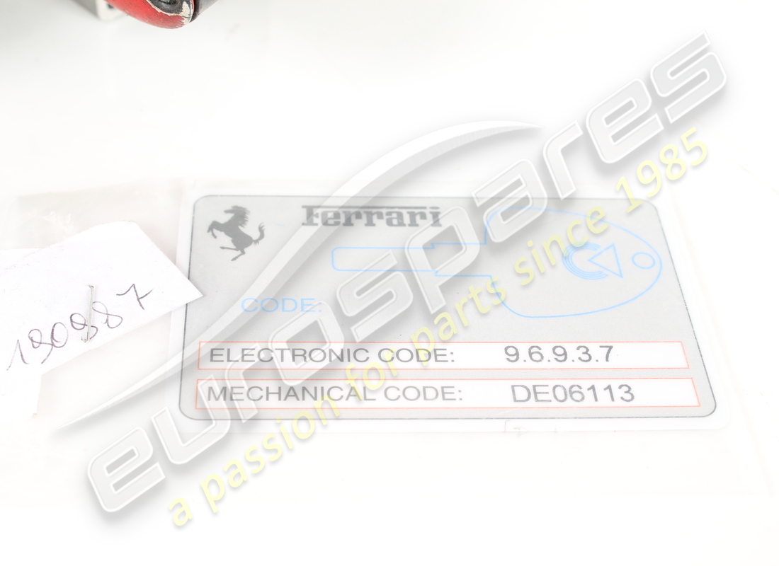 ensemble de serrures ferrari utilisé complété avec ste. numéro de pièce 254409 (5)