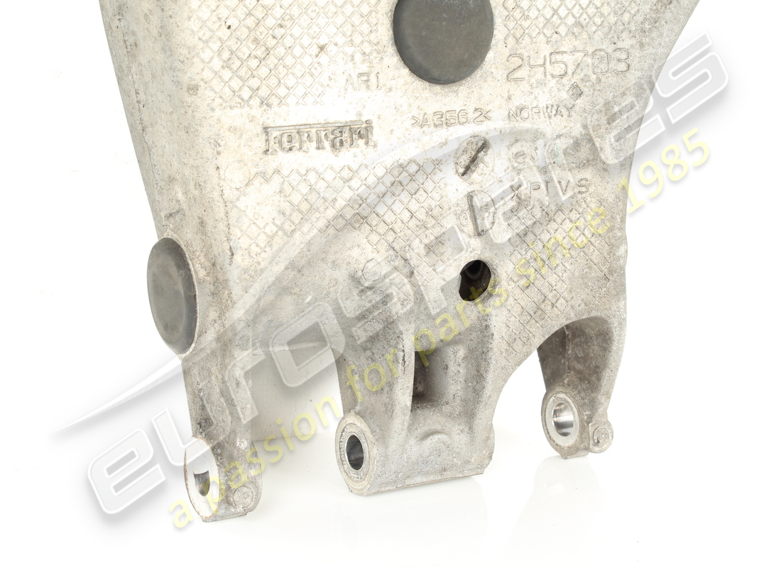 d'occasion ferrari leva infer post.dx complet. numéro de pièce 305680 (2)