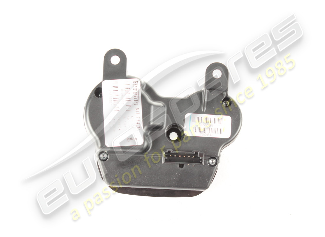 nouveau contrôle ferrari nit (pour apple car play). numéro de pièce 87263600 (2)
