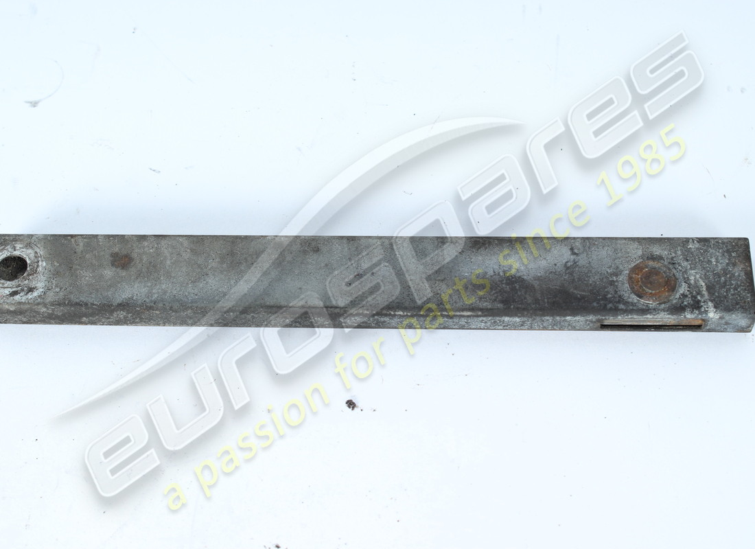 utilisé ferrari 246gt/s support de couvercle de coffre arrière oe. numéro de pièce 20021903 (1)