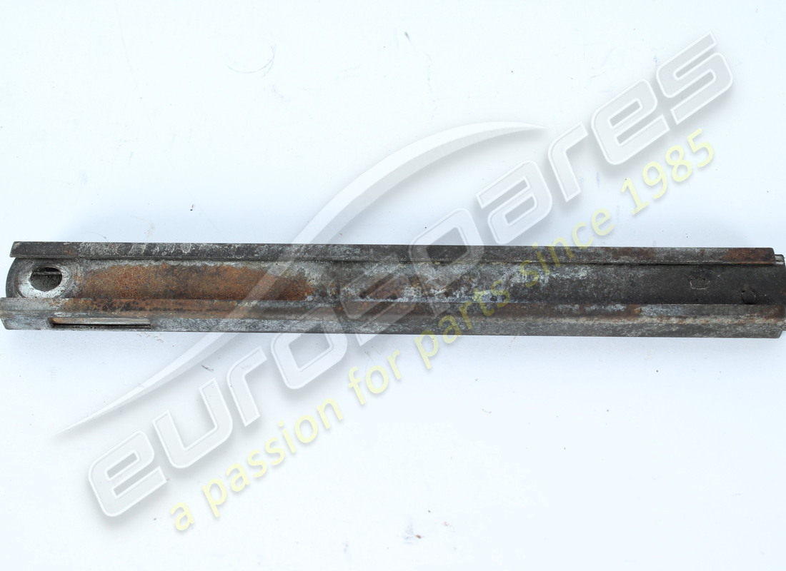 utilisé ferrari 246gt/s support de couvercle de coffre arrière oe. numéro de pièce 20021903 (2)