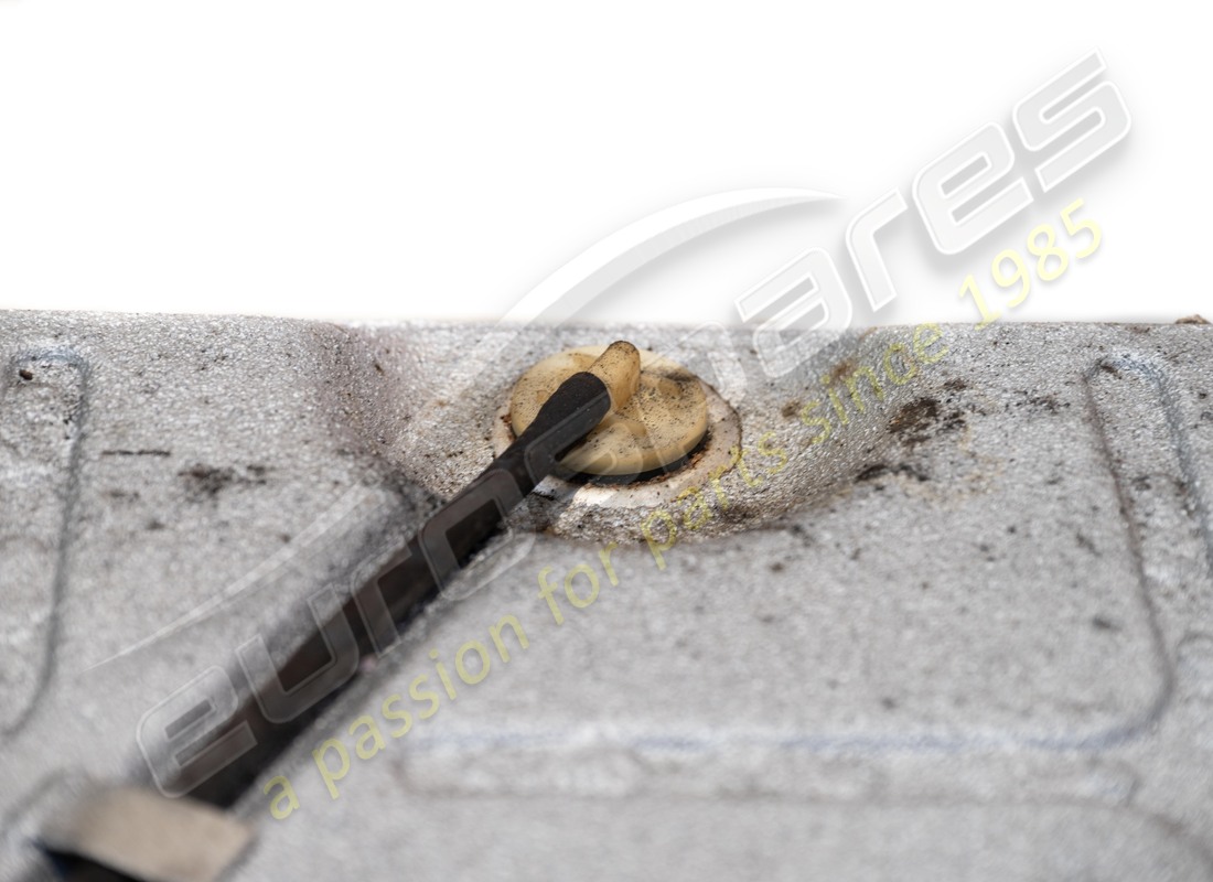 réservoir de carburant ferrari utilisé. numéro de pièce 165129 (6)