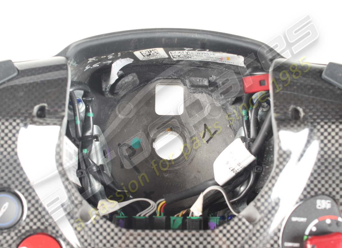 volant de ferrari utilisé. numéro de pièce 88410400 (4)
