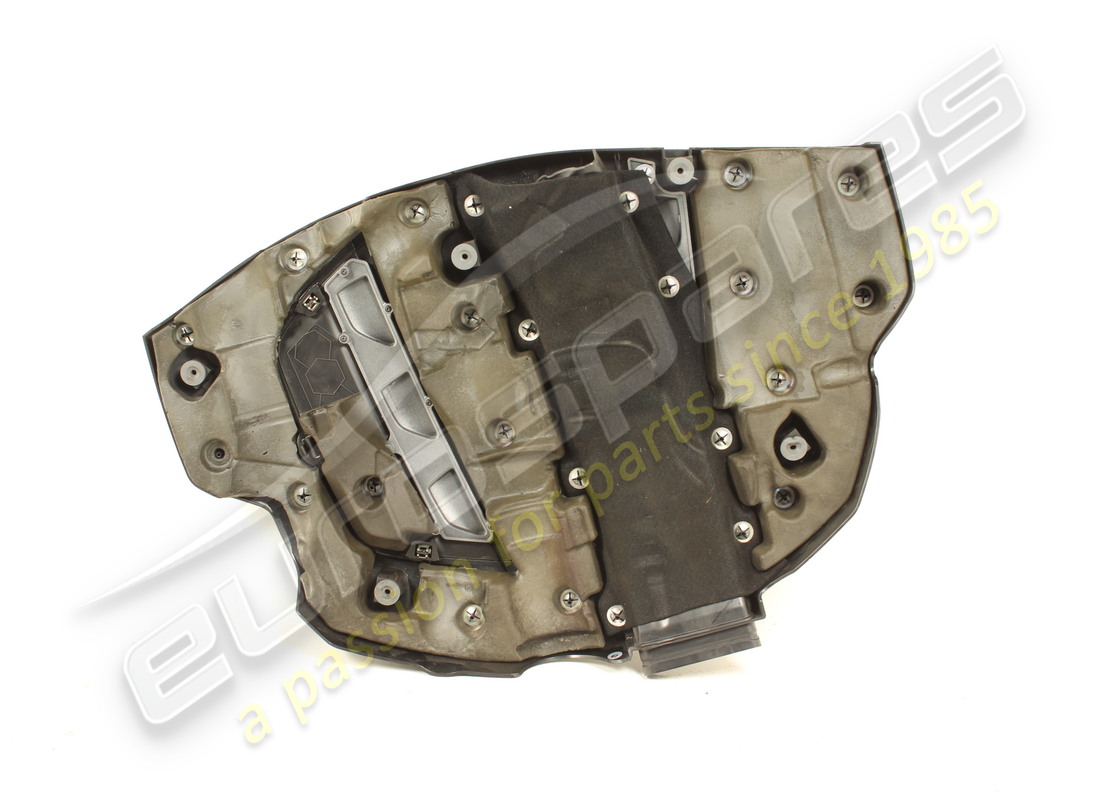 couvercle de moteur d'occasion maserati sur collecteur d'admission. numéro de pièce 670005143 (2)