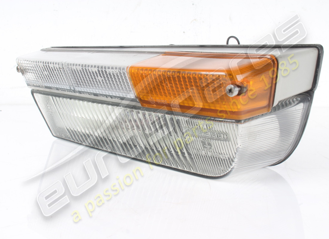 USED FERRARI LH FRONT LIGHT COMPLETE RHD PART NUMBER 61882400 (1) used ferrari lh front light complete rhd part number 61882400 (1)