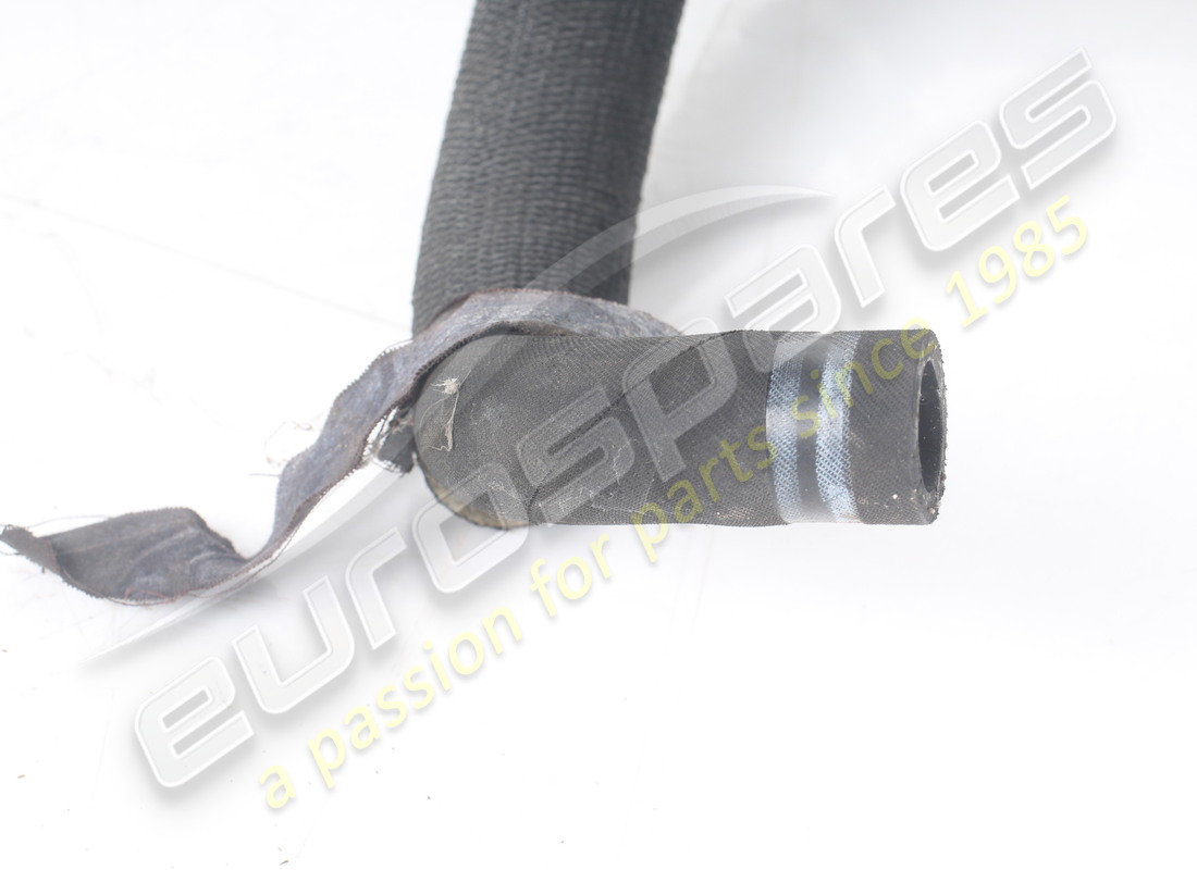 TUYAU DE FERRARI UTILISÉ DU RÉSERVOIR À LA POMPE. NUMÉRO DE PIÈCE 315062 (2) tuyau de ferrari utilisé du réservoir à la pompe. numéro de pièce 315062 (2)