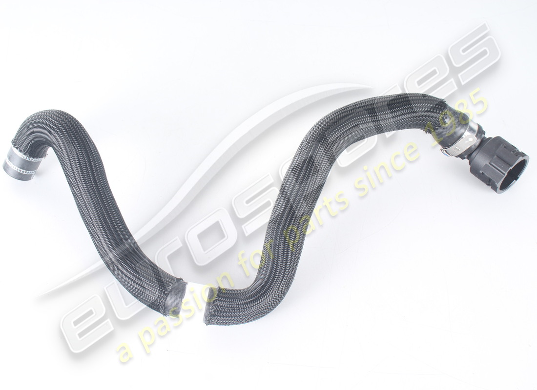 NOUVEAU MANCHON D'ALIMENTATION EN EAU MASERATI POUR SYSTÈME DE CHAUFFAGE. RÉFÉRENCE 670102573 (1) nouveau manchon d'alimentation en eau maserati pour système de chauffage. référence 670102573 (1)