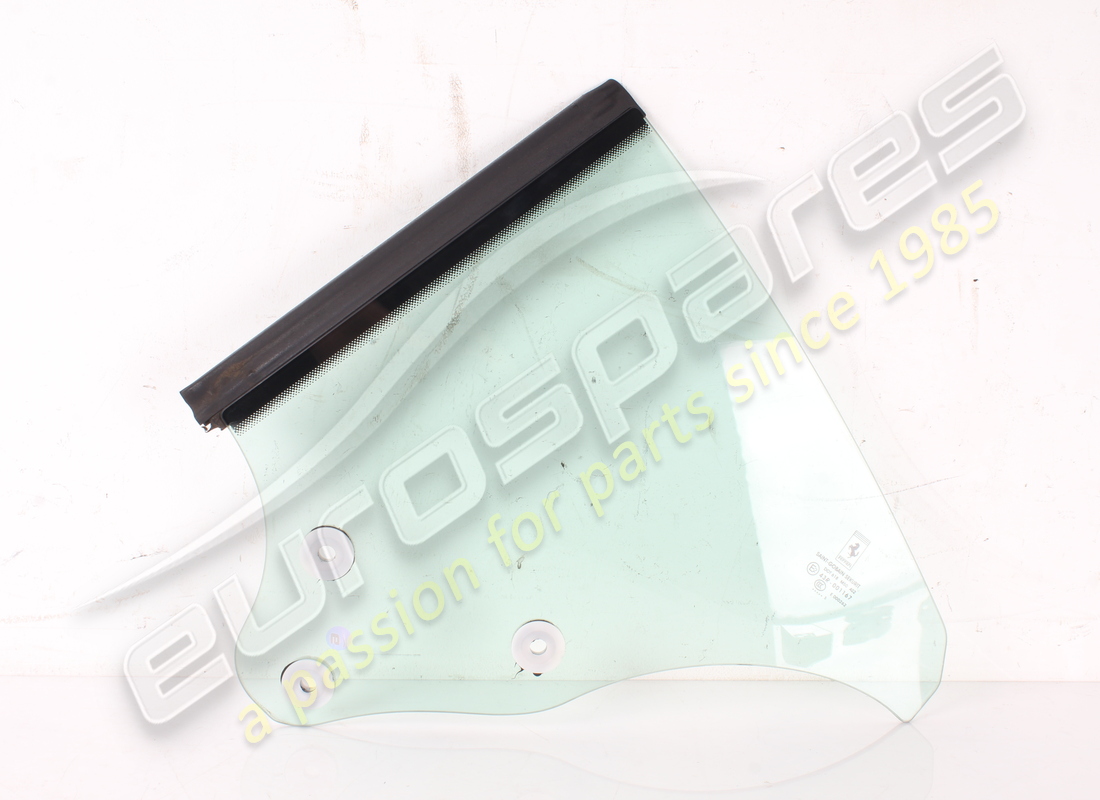 AILERON GAUCHE D'OCCASION Ferrari. NUMÉRO DE PIÈCE 69876000 (1)