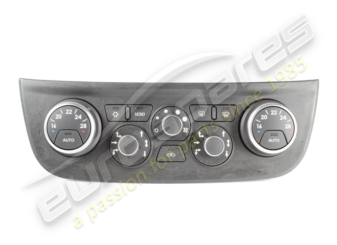 panneau de commande de climatisation d'occasion ferrari. numéro de pièce 82299100 (1)