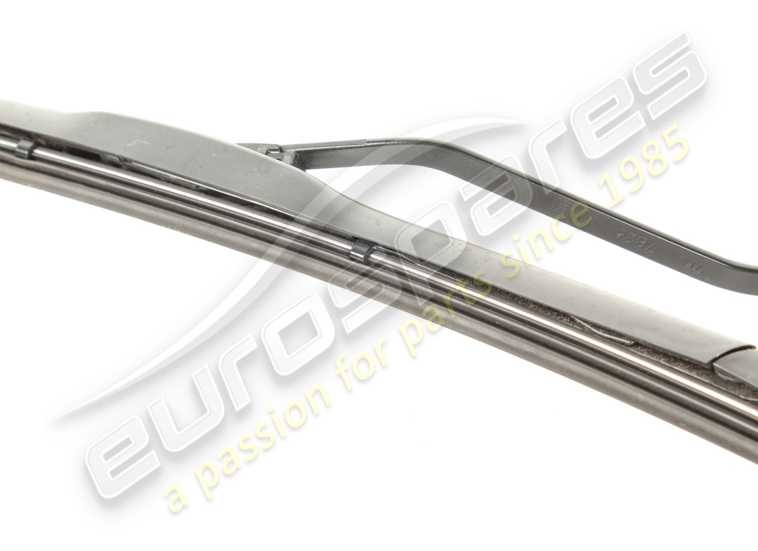 essuie-glace côté pilote ferrari utilisé. numéro de pièce 80840800 (5)