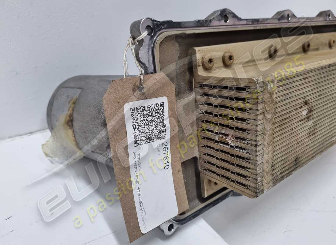utilisé ferrari échangeur de chaleur eau/huile. numéro de pièce 267810 (5)