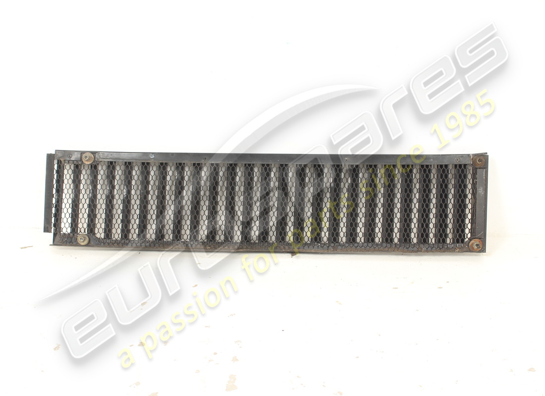 GRILLE SUPÉRIEURE DE COUVERCLE MOTEUR GAUCHE Ferrari UTILISÉE. NUMÉRO DE PIÈCE 61500100 (1)