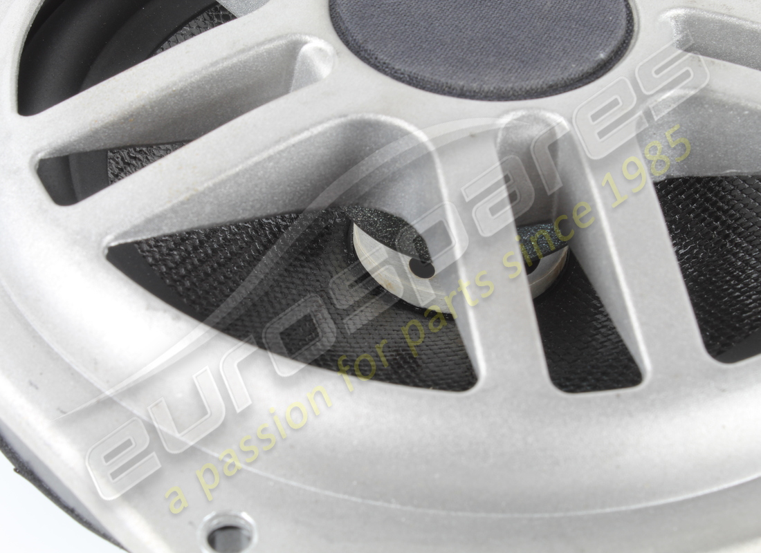utilisé ferrari woofer -becker-. numéro de pièce 254984 (2)