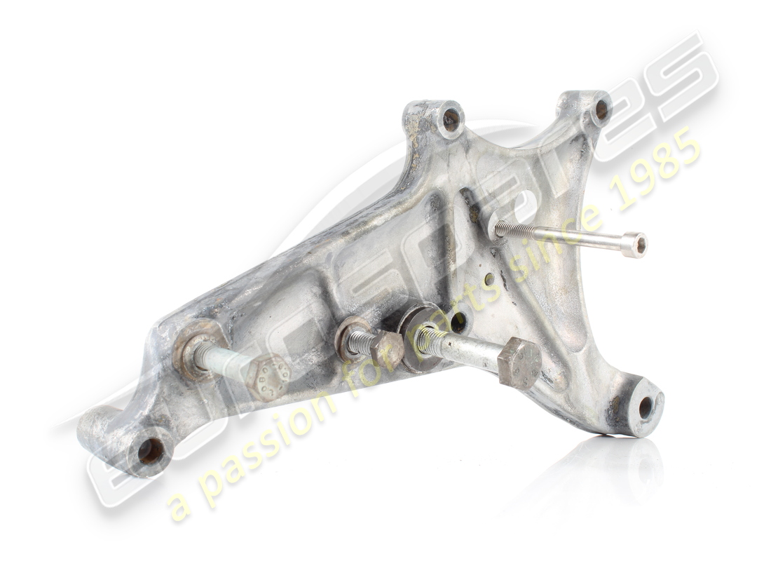 SUPPORT DE GÉNÉRATEUR D'OCCASION FERRARI. NUMÉRO DE PIÈCE 179635 (2) support de générateur d'occasion ferrari. numéro de pièce 179635 (2)