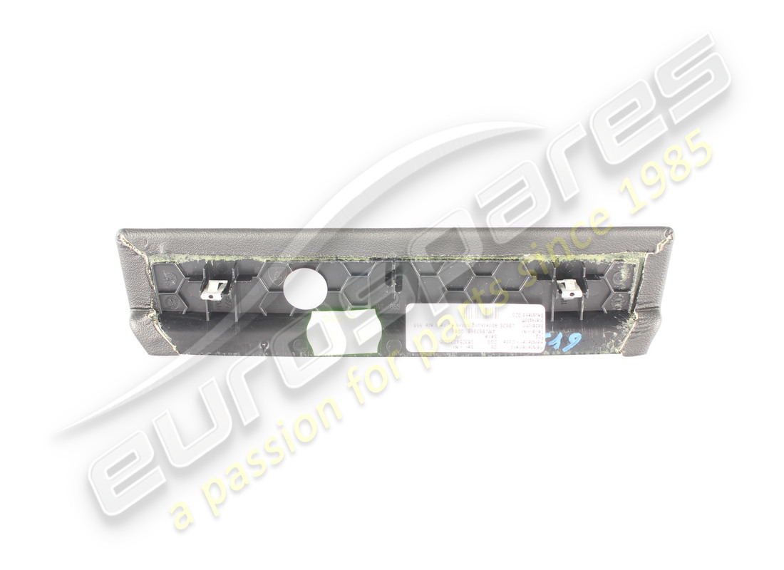 couverture utilisée de lamborghini. numéro de pièce 4ml863968qg8 (2)