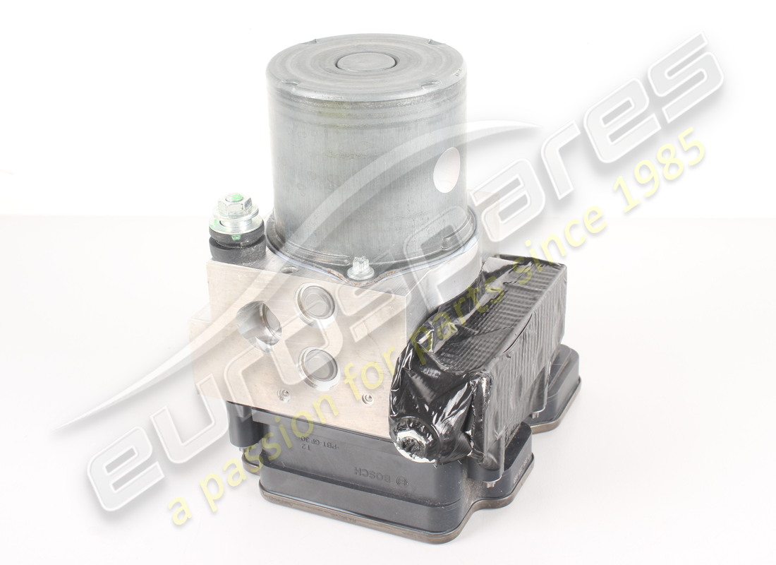 UTILISÉ FERRARI UNITÉ HYDRAULIQUE. NUMÉRO DE PIÈCE 331000 (5) utilisé ferrari unité hydraulique. numéro de pièce 331000 (5)