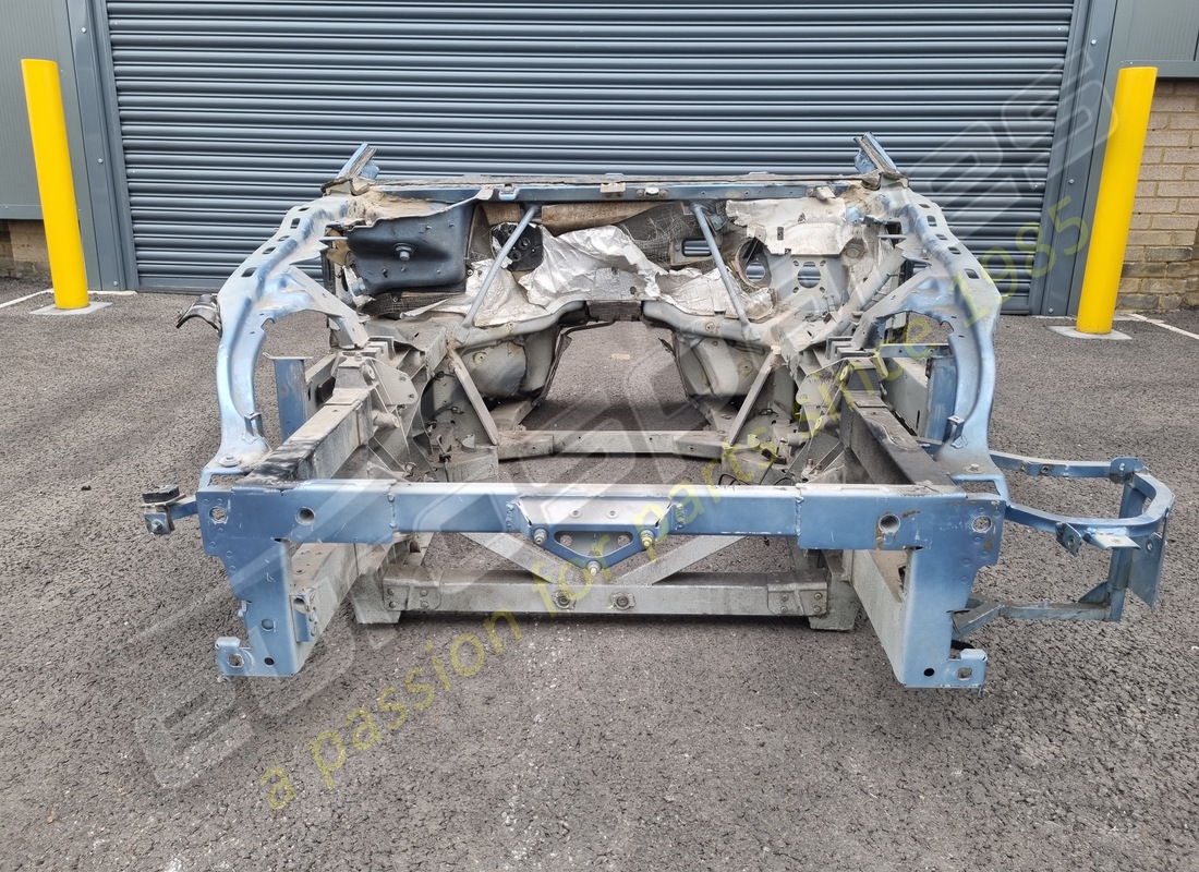 UTILISÉ Eurospares Ferrari 599 CHÂSSIS AVANT AVEC CLOISON LHD . NUMÉRO DE PIÈCE EAP1390096 (1)