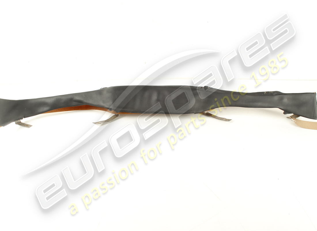 couvercle de lunette arrière endommagé ferrari. numéro de pièce 652756.. (1)