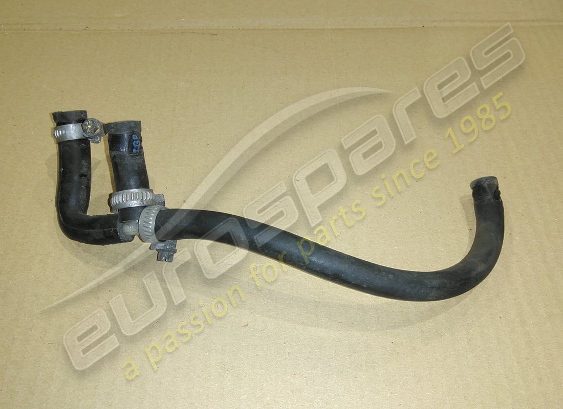 UTILISÉ Ferrari TUYAU . NUMÉRO DE PIÈCE 899774 (1)