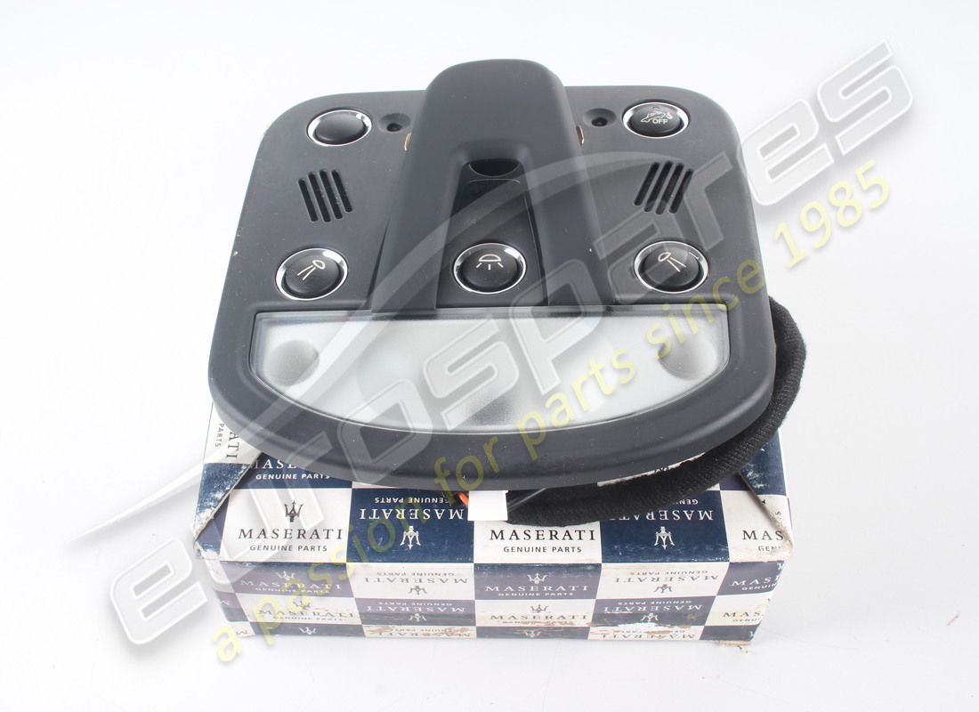 NOUVEAU (AUTRE) MASERATI LAMPE DE DÔME. RÉFÉRENCE 257548 (1) nouveau (autre) maserati lampe de dôme. référence 257548 (1)