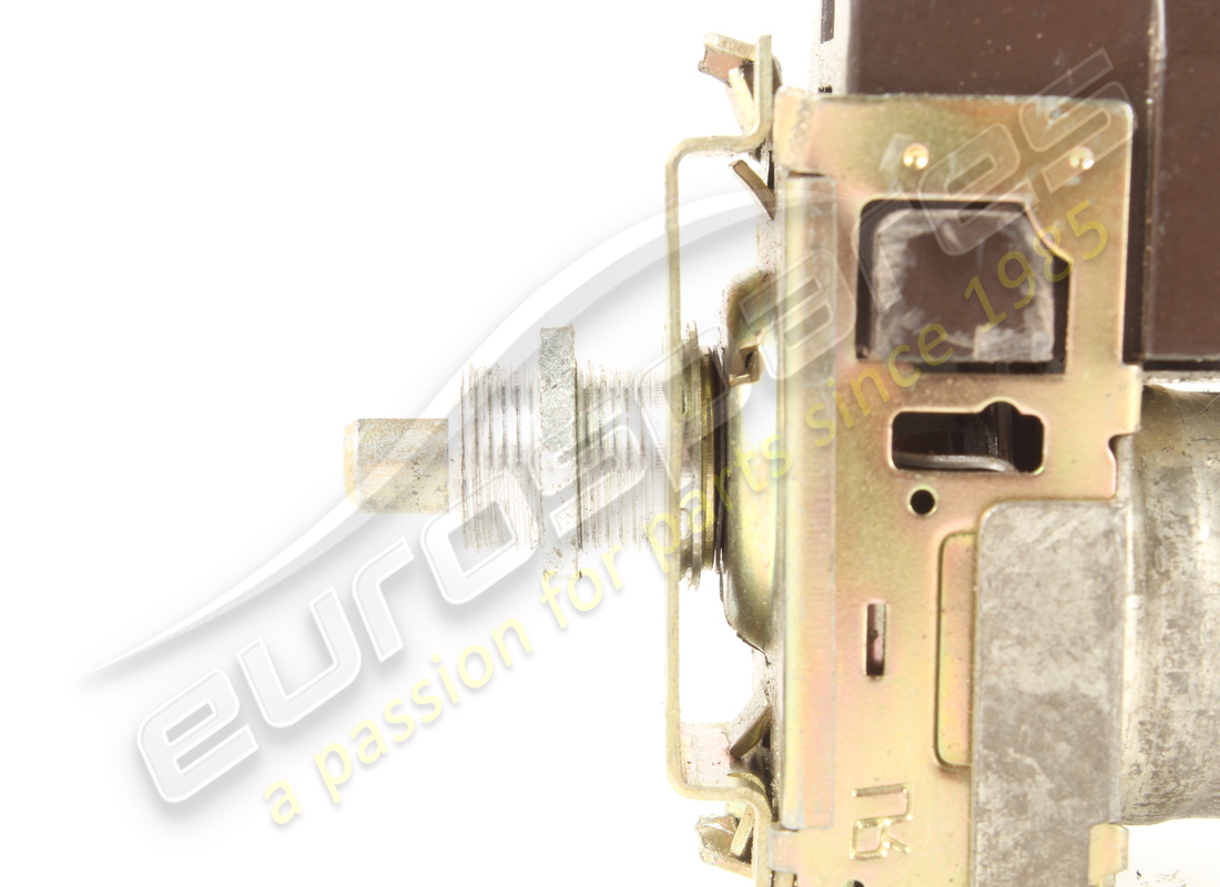 interrupteur de thermostat ferrari endommagé. numéro de pièce 61931100 (4)