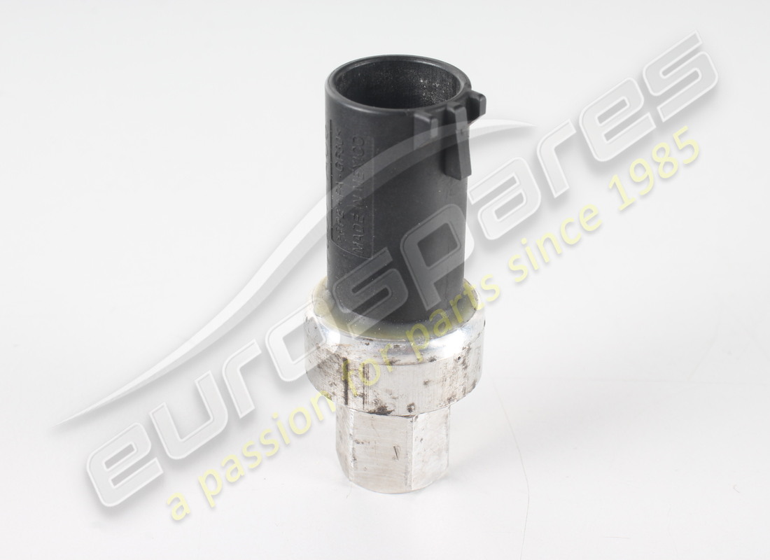 used aston martin switch, air conditioning , pressure cutoff. part number 6f9319d594aa (2)