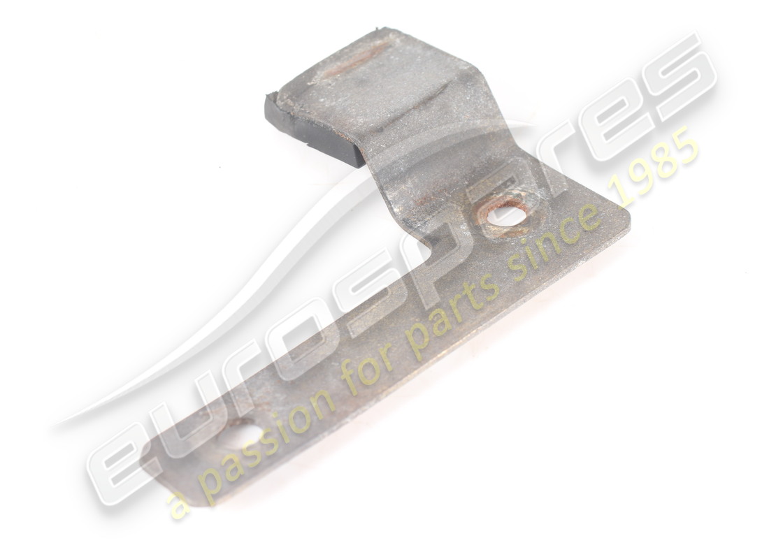 support droit complet d'occasion maserati pour radiateur d'eau. référence 384000144 (2)