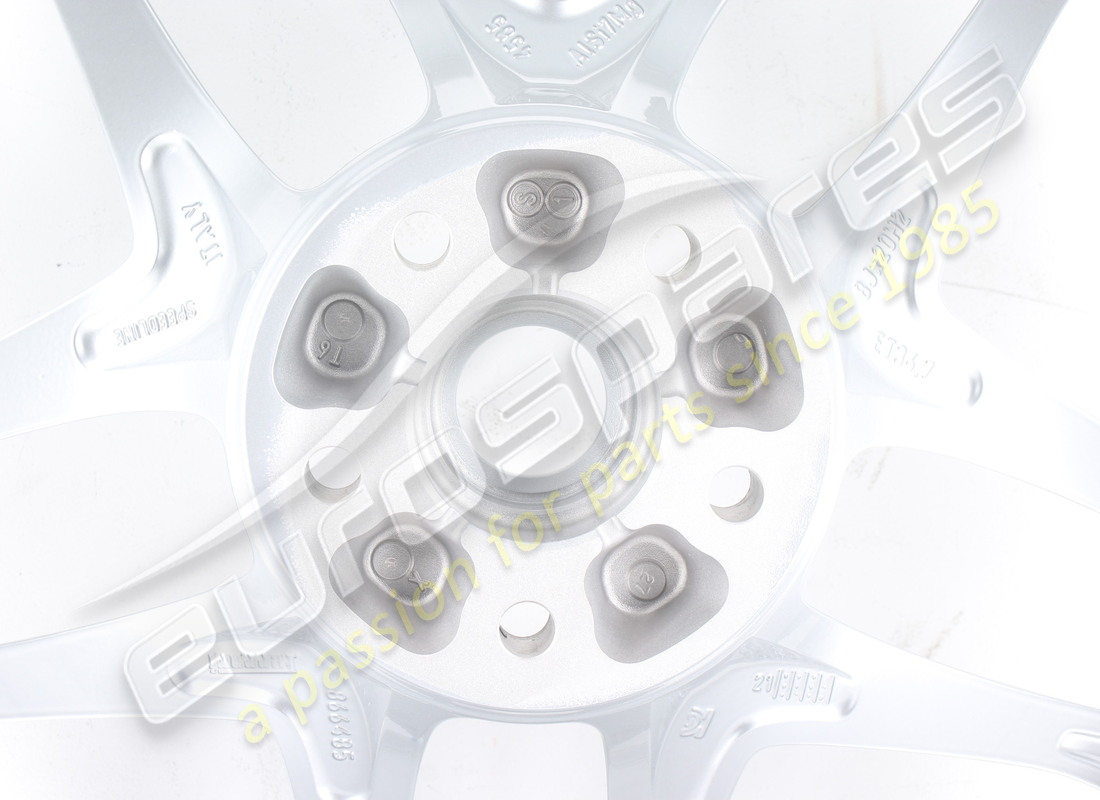 roue avant ferrari reconditionnée. numéro de pièce 881320 (5)