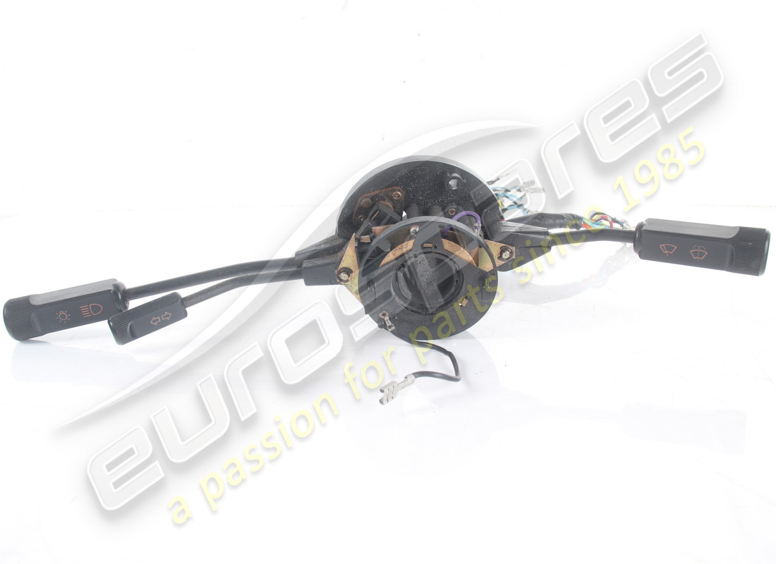 INTERRUPTEUR DE COLONNE FERRARI ENDOMMAGÉ. NUMÉRO DE PIÈCE 61838400 (2) interrupteur de colonne ferrari endommagé. numéro de pièce 61838400 (2)