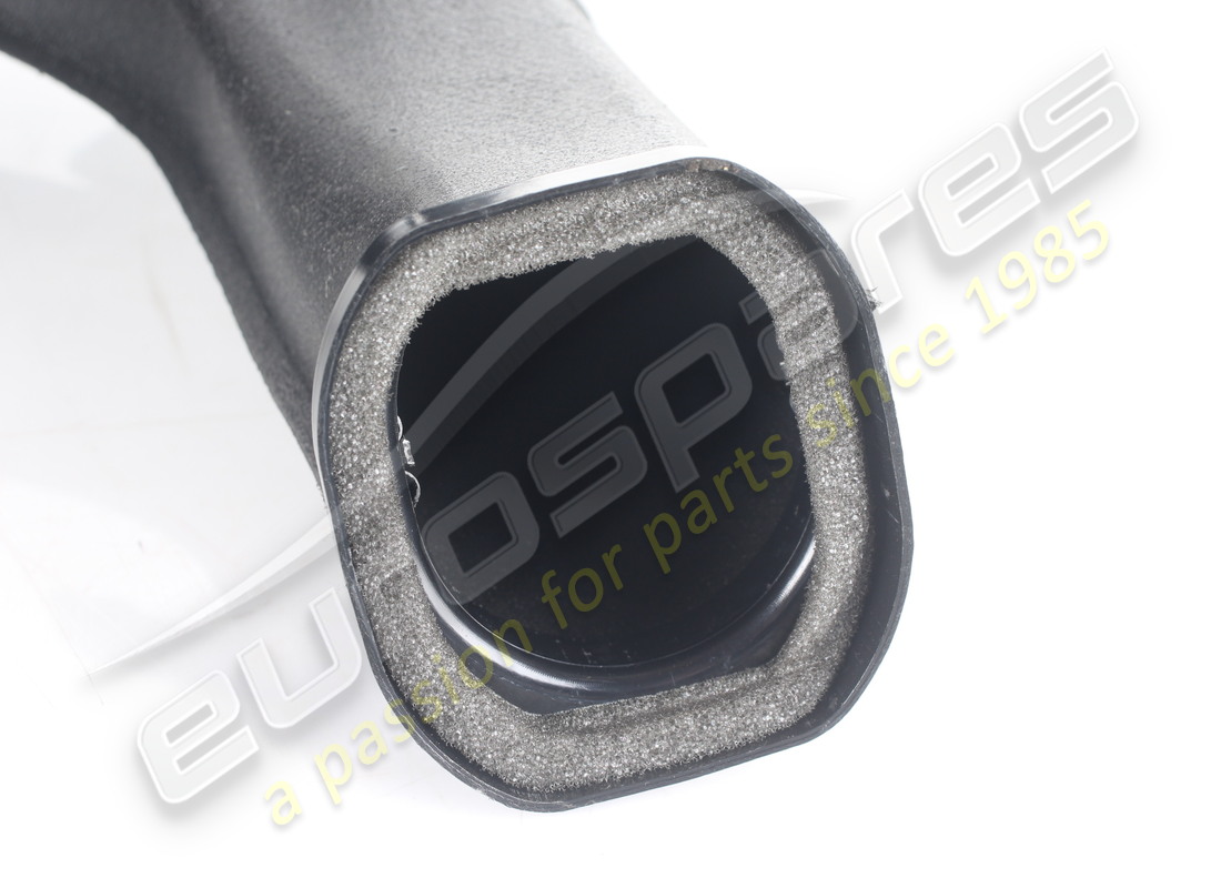 CONDUIT D'AIR CÔTÉ PASSAGER D'OCCASION FERRARI. NUMÉRO DE PIÈCE 88203100 (2) conduit d'air côté passager d'occasion ferrari. numéro de pièce 88203100 (2)