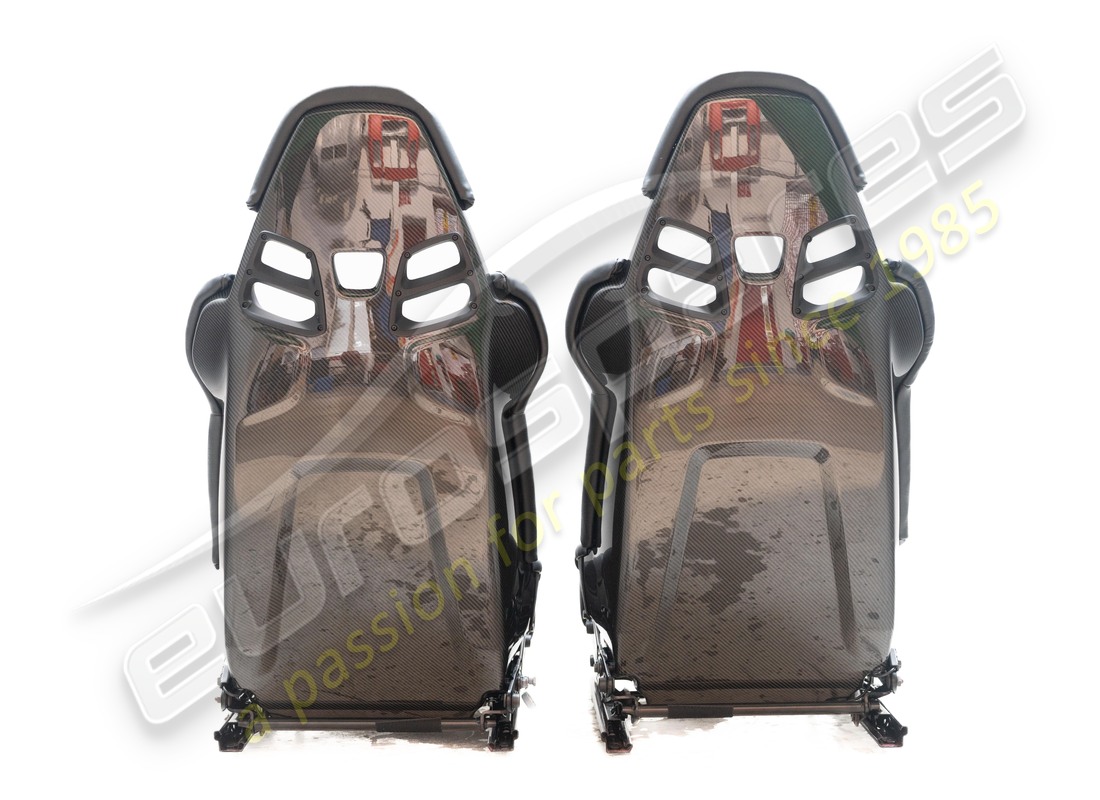 reconditionné porsche gt3 carbone des places. numéro de pièce eap1550954 (2)