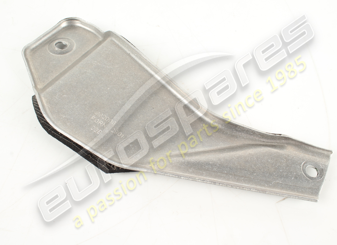 utilisé ferrari support avant droit. numéro de pièce 332004 (2)