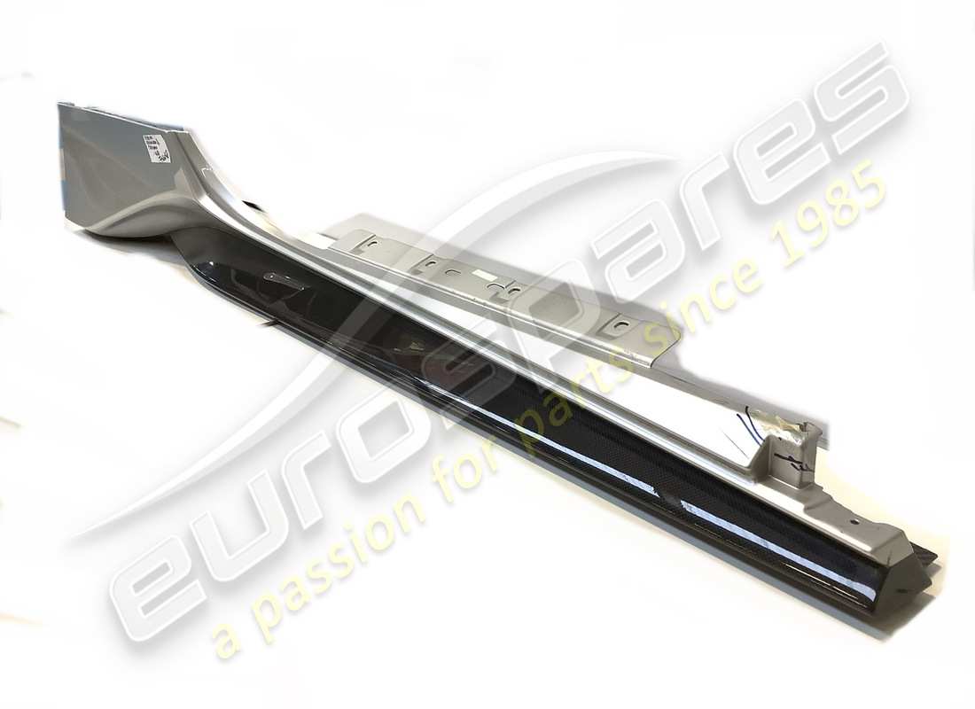 utilisé ferrari garniture sous-porte droite complète. numéro de pièce 766048 (2)