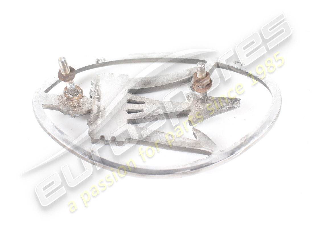 d'occasion maserati protection de grille de radiateur. référence 364102304 (2)