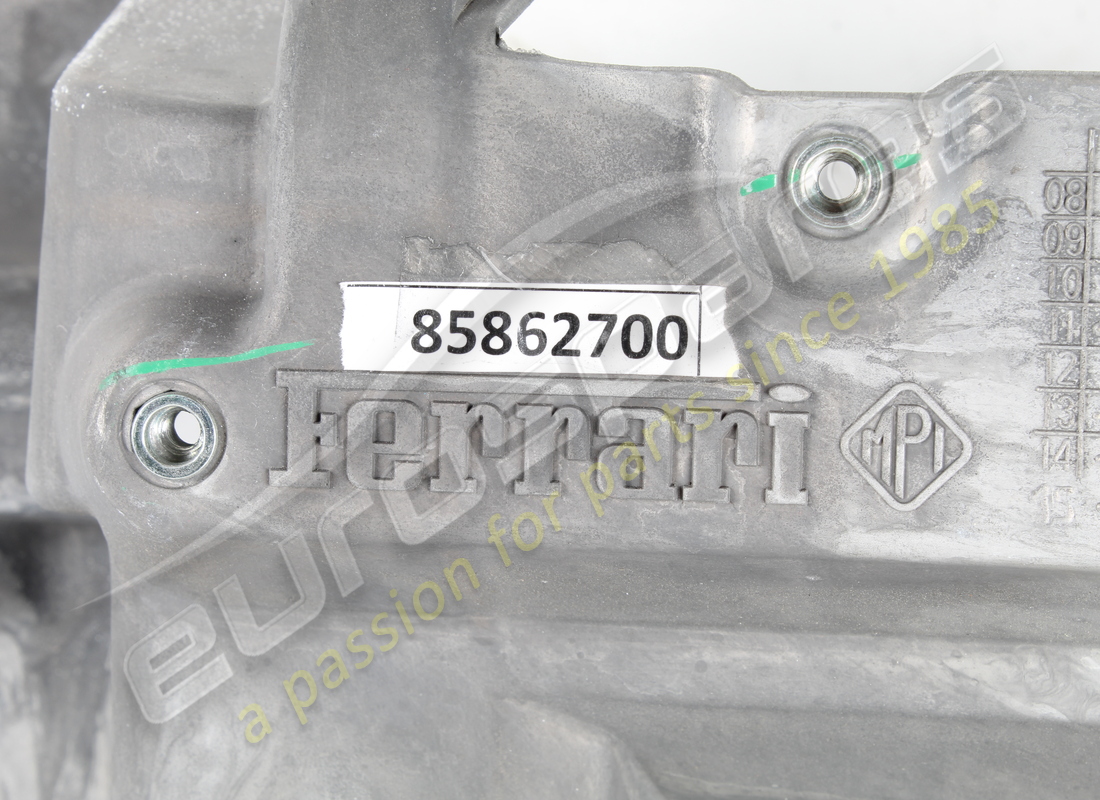 utilisé ferrari traverse de tableau de bord. numéro de pièce 85862700 (5)