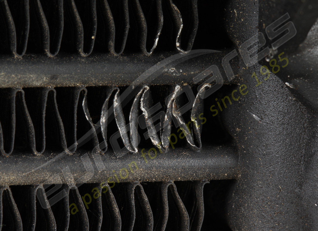 radiateur à huile ferrari utilisé. numéro de pièce 175696 (12)