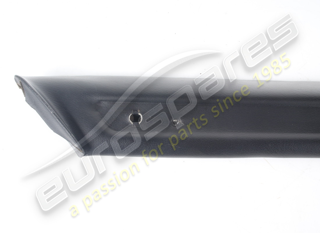 UTILISÉ FERRARI MOULAGE RH GTS. NUMÉRO DE PIÈCE 60356706 (2) utilisé ferrari moulage rh gts. numéro de pièce 60356706 (2)