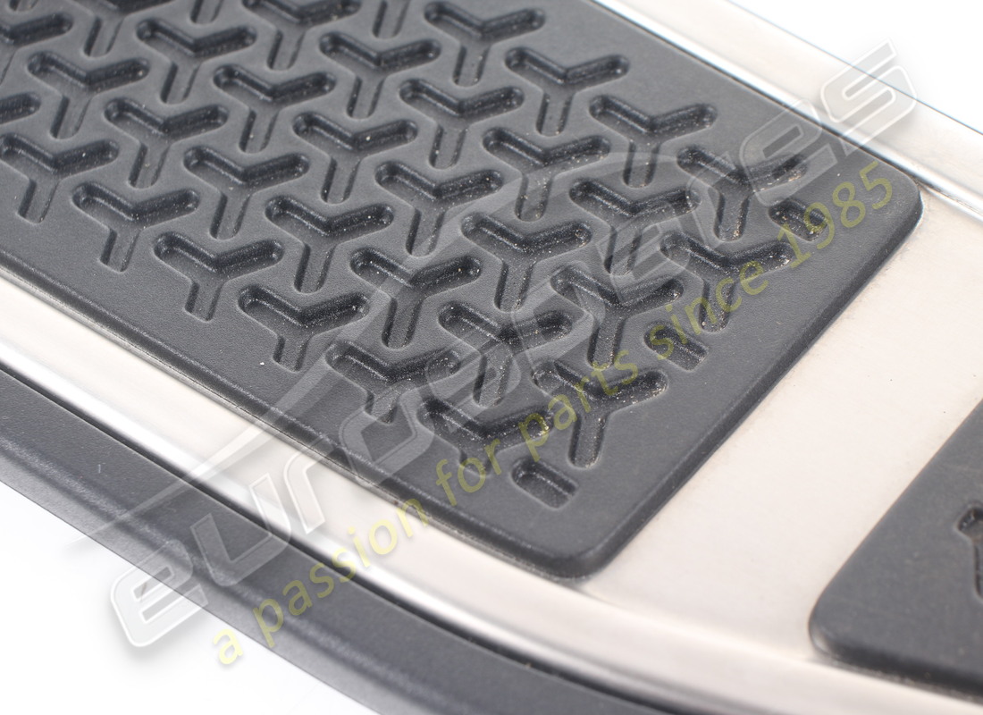 couverture utilisée de lamborghini. numéro de pièce 4ml864778 (2)